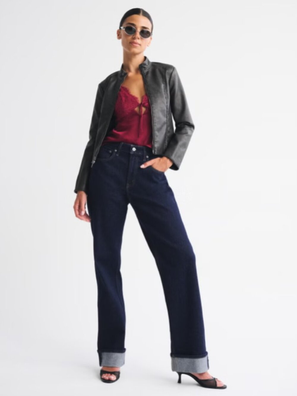 Abercrombie High Rise Cuffed Jeans 28 Long